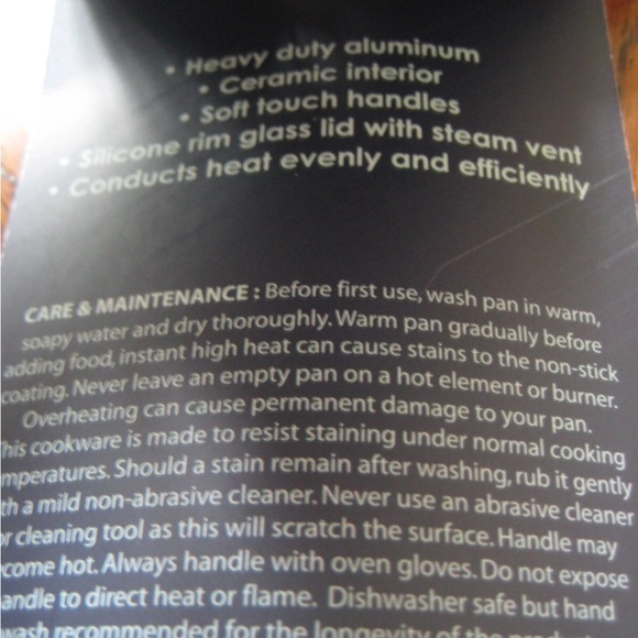 White Ceramic Cookware 12” Wok with Lid - Picture 5 of 5